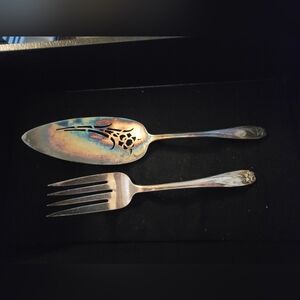 VTG 1847 Rogers Brothers Daffodil Serving Fork And Cake Server